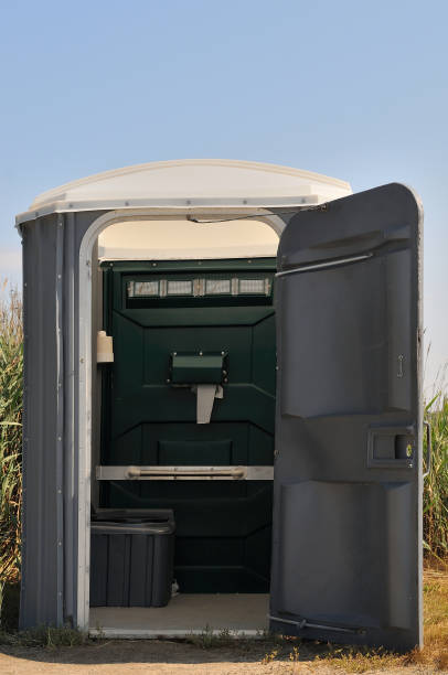 Best Construction site porta potty rental  in Lake Holm, WA